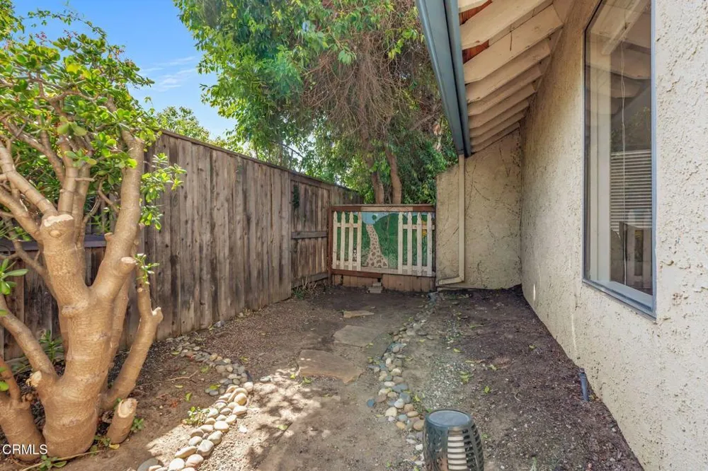 1689 Amador Lane Newbury Park, CA 91320