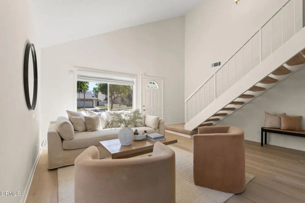 1689 Amador Lane Newbury Park, CA 91320