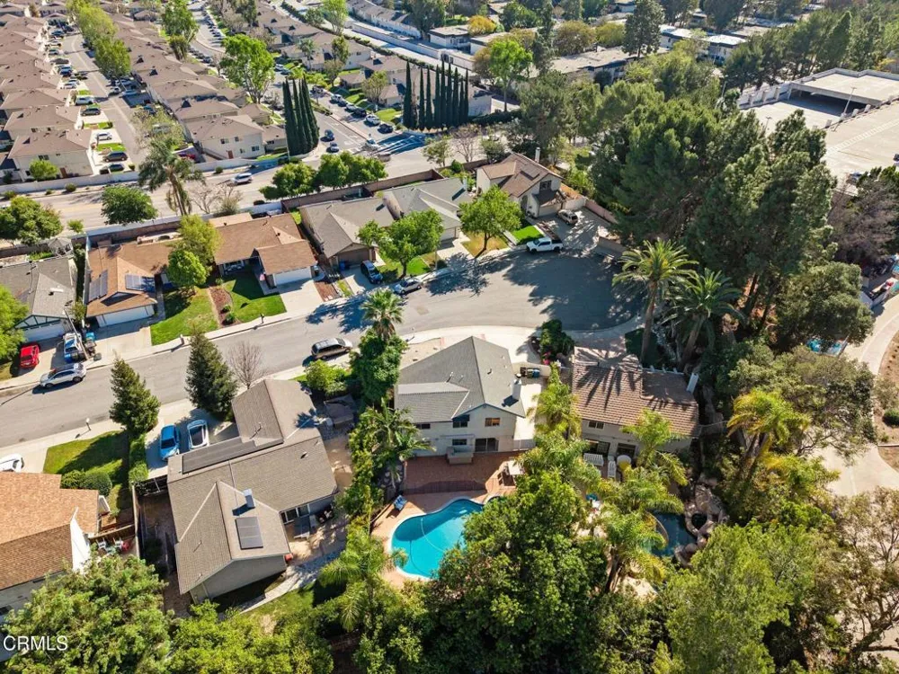 1689 Amador Lane Newbury Park, CA 91320