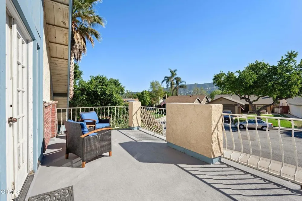 1689 Amador Lane Newbury Park, CA 91320