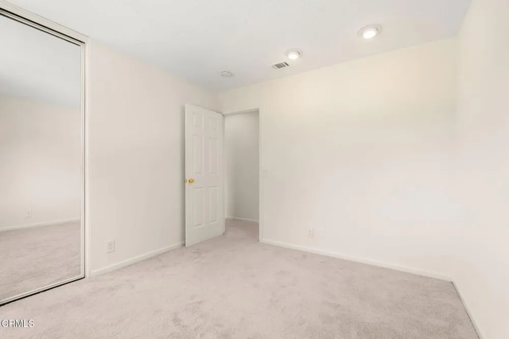 1689 Amador Lane Newbury Park, CA 91320