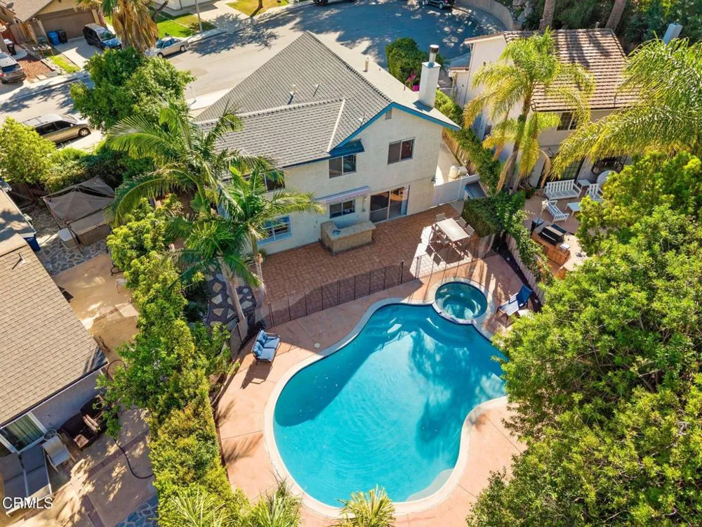 1689 Amador Lane Newbury Park, CA 91320