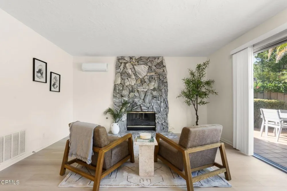 1689 Amador Lane Newbury Park, CA 91320