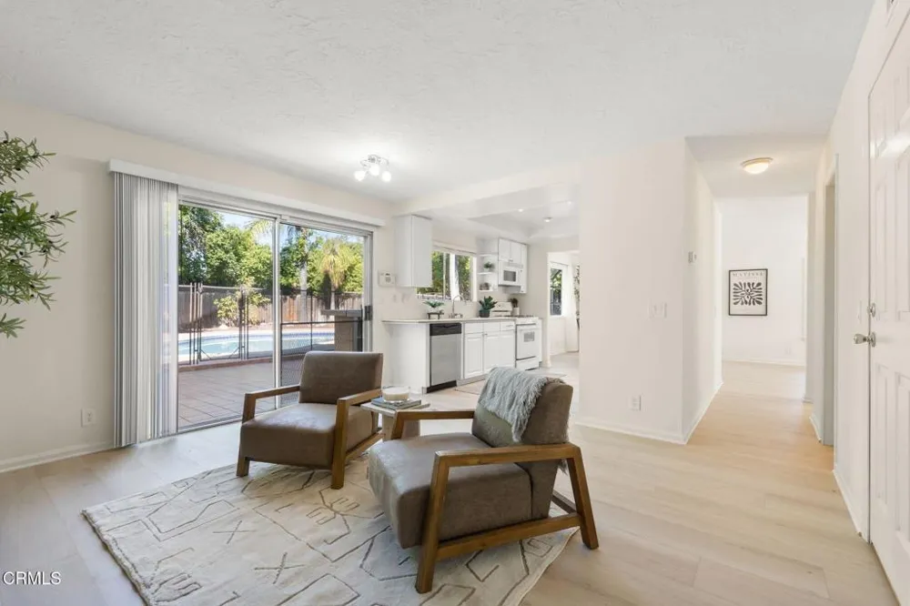 1689 Amador Lane Newbury Park, CA 91320