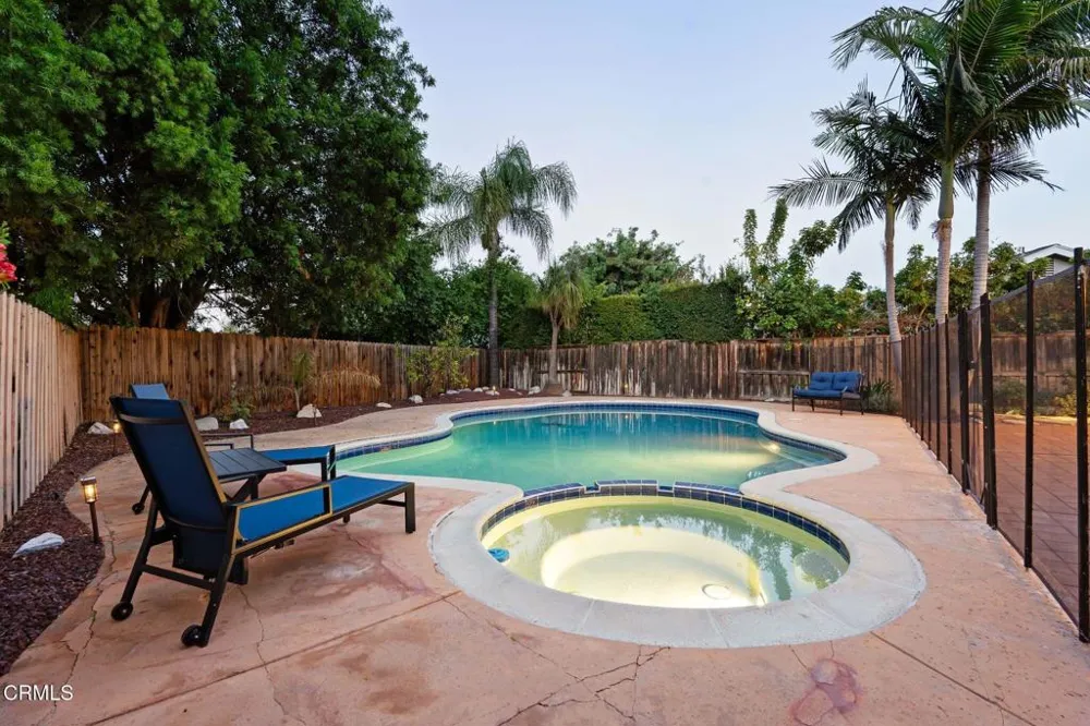 1689 Amador Lane Newbury Park, CA 91320