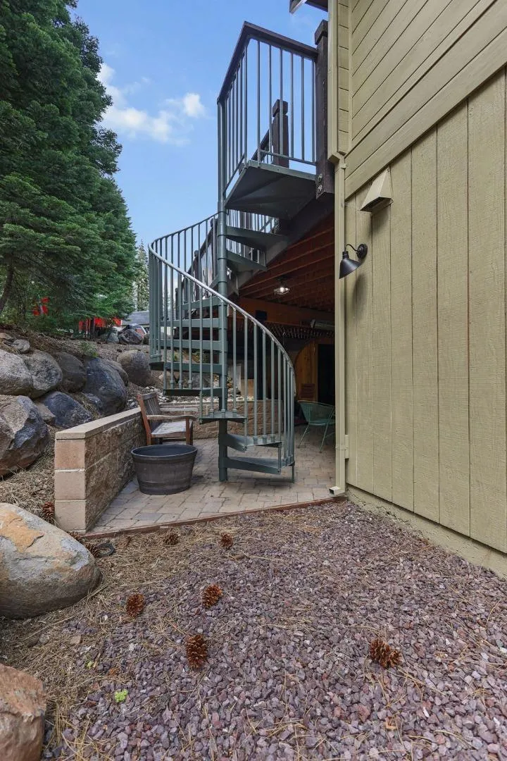 523 Peninsula Drive Lake Almanor, CA 96137