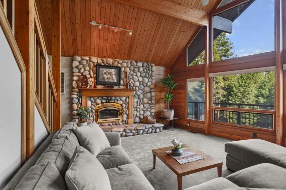 523 Peninsula Drive Lake Almanor, CA 96137