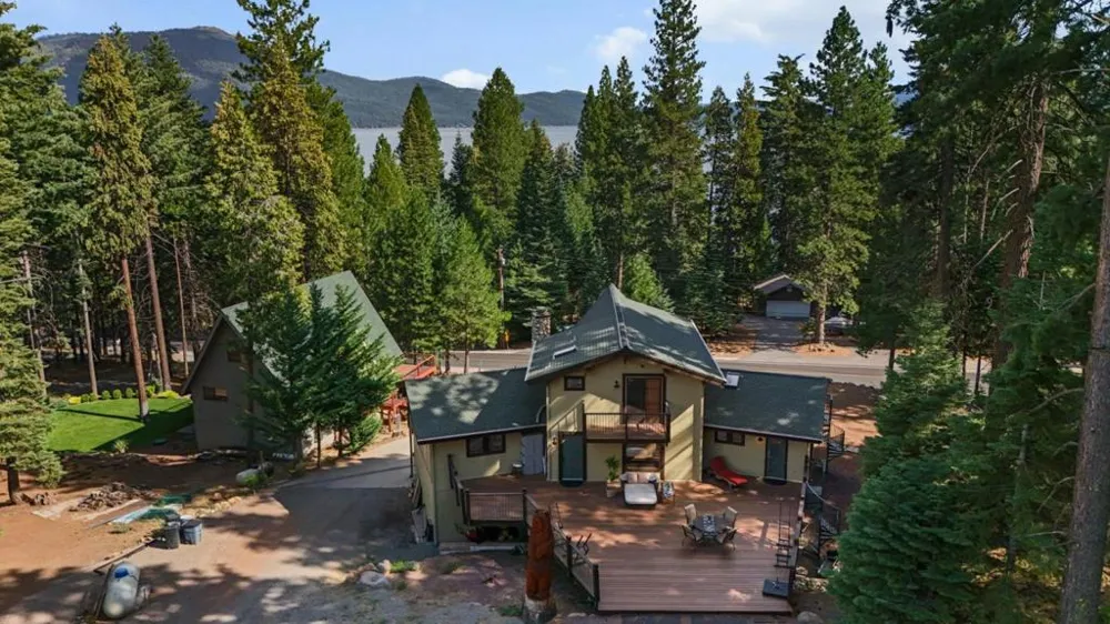 523 Peninsula Drive Lake Almanor, CA 96137