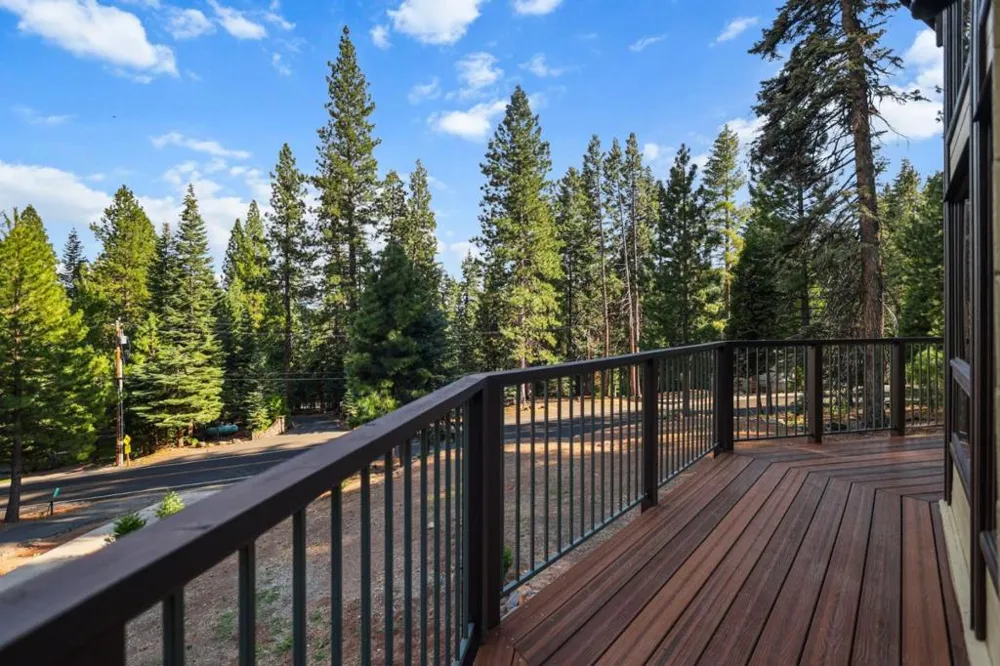 523 Peninsula Drive Lake Almanor, CA 96137