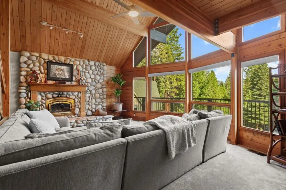 523 Peninsula Drive Lake Almanor, CA 96137