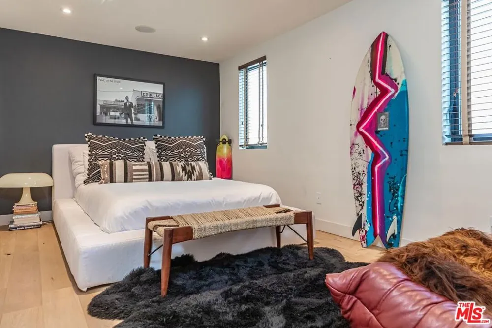 214 S Venice Boulevard Venice, CA 90291