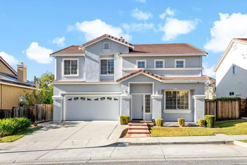 3249 Esperanza Court