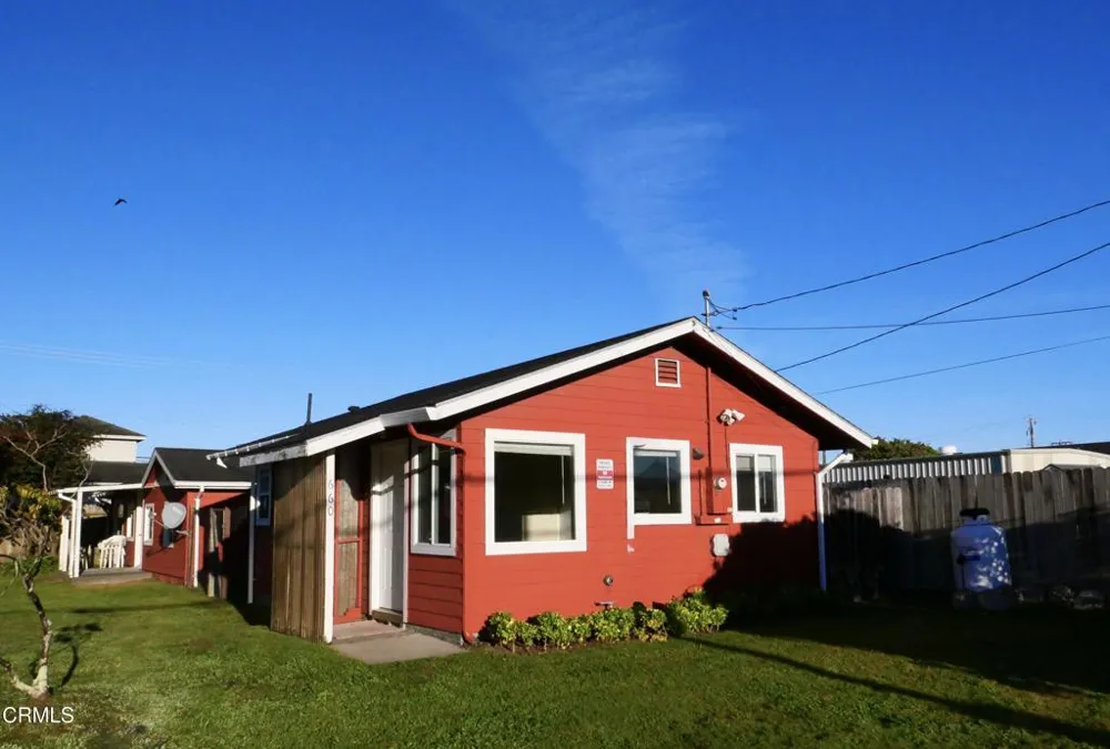 658 S Franklin Street Fort Bragg, CA 95437