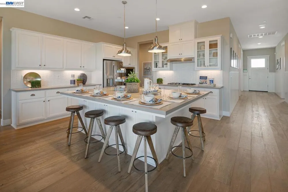 927 Conrad Street Manteca, CA 95336
