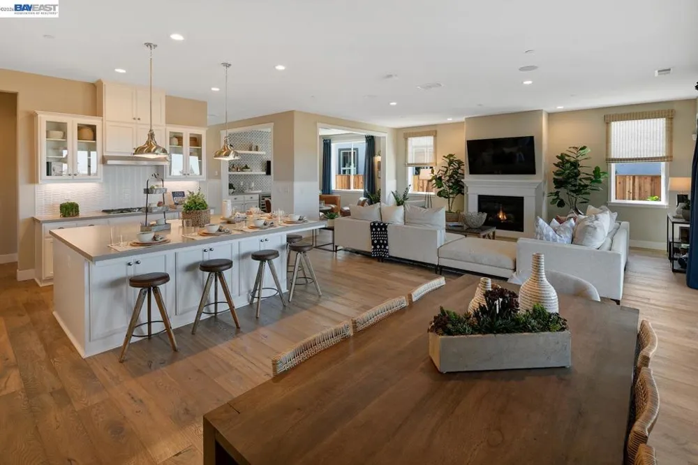 927 Conrad Street Manteca, CA 95336