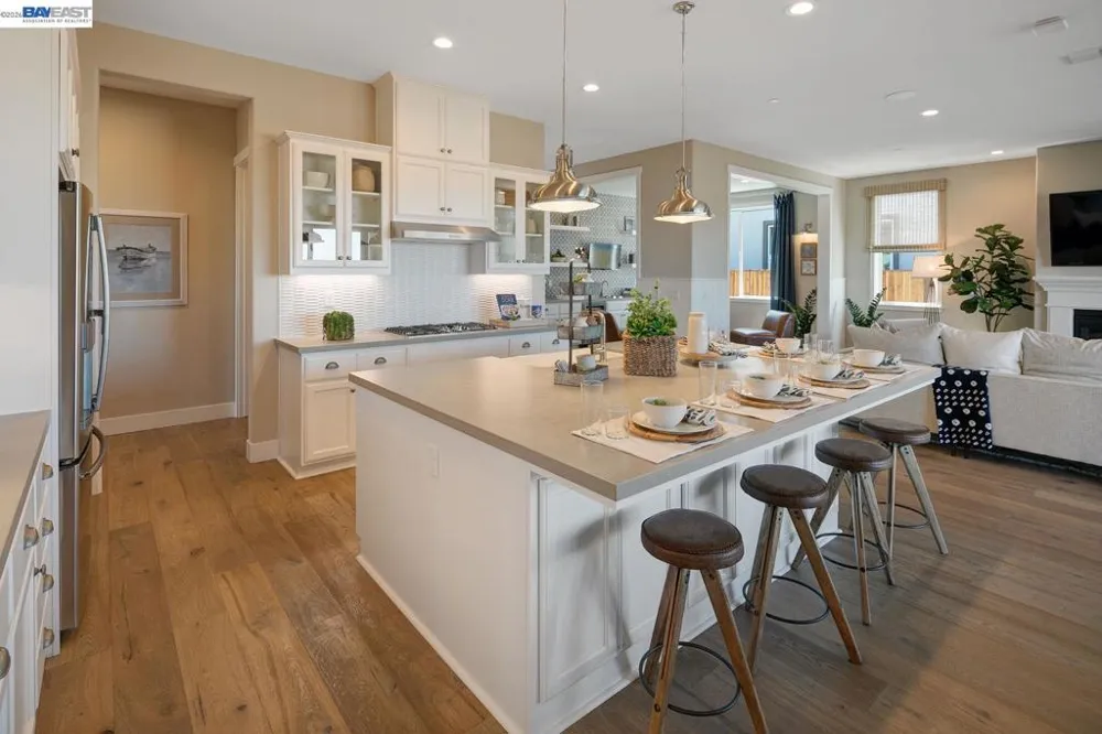 927 Conrad Street Manteca, CA 95336