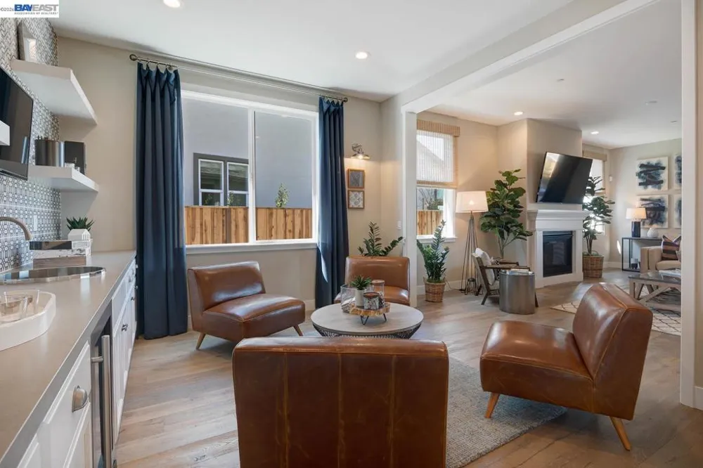 927 Conrad Street Manteca, CA 95336