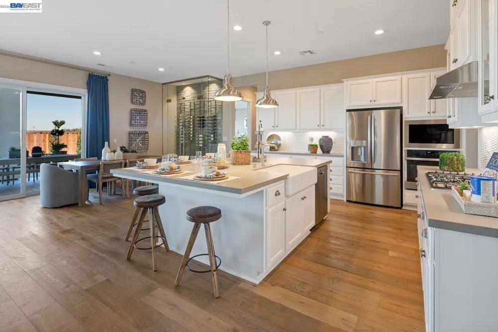 927 Conrad Street Manteca, CA 95336