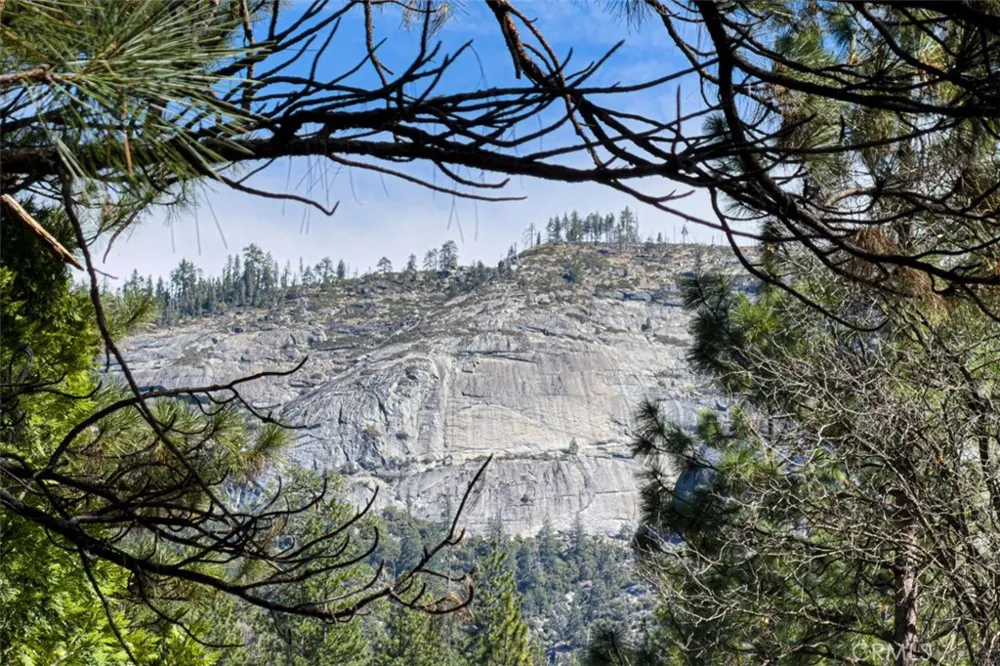 2701 Spelt Yosemite, CA 95389