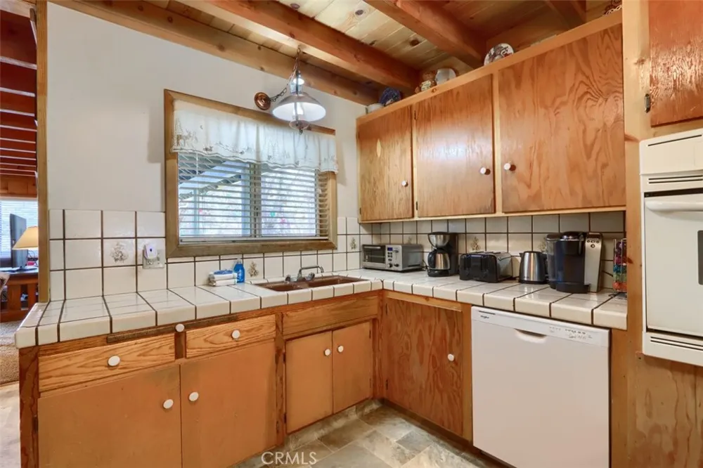 2701 Spelt Yosemite, CA 95389
