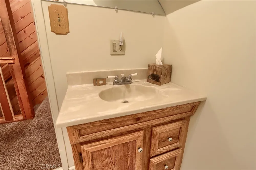 2701 Spelt Yosemite, CA 95389