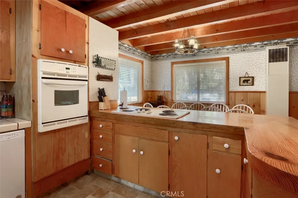2701 Spelt Yosemite, CA 95389