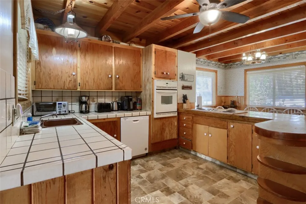 2701 Spelt Yosemite, CA 95389