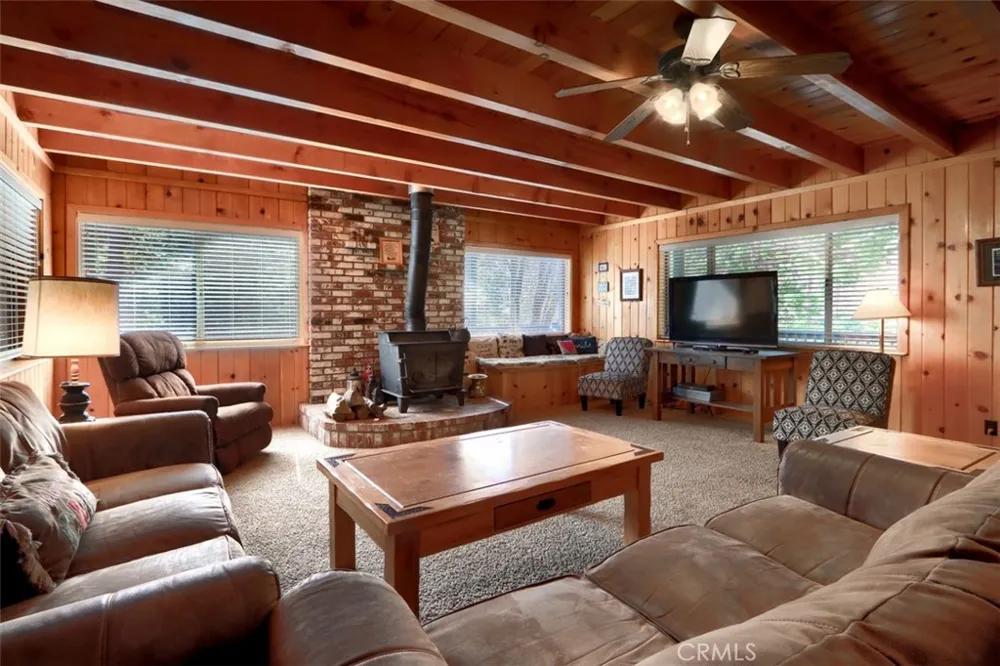 2701 Spelt Yosemite, CA 95389