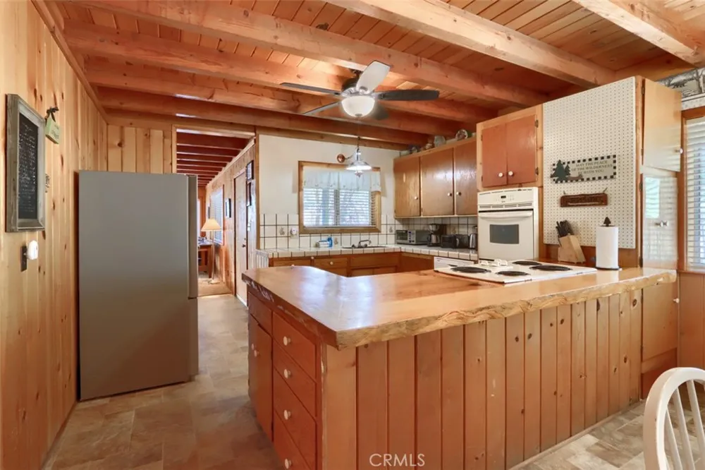 2701 Spelt Yosemite, CA 95389
