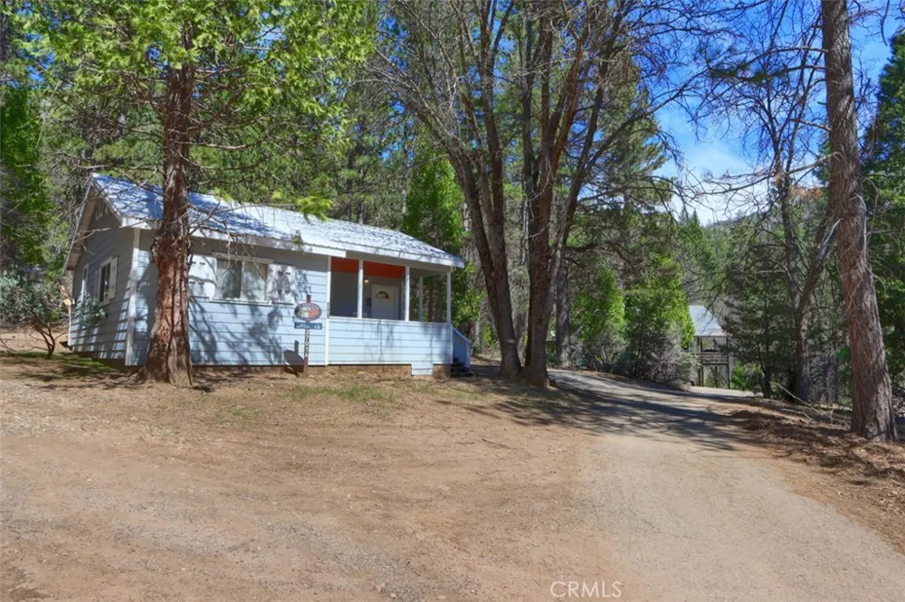 2701 Spelt Yosemite, CA 95389