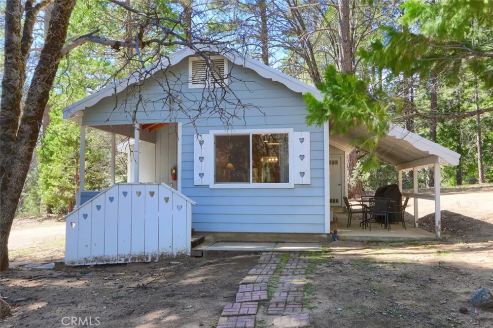 2701 Spelt Yosemite, CA 95389