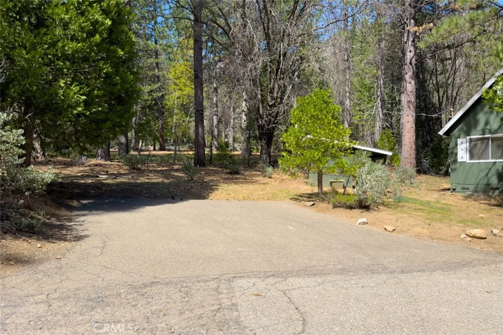 2701 Spelt Yosemite, CA 95389