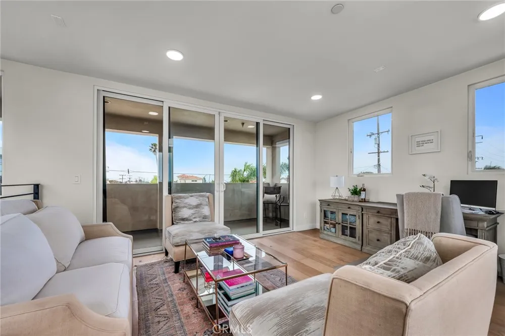 130 S Prospect #A Redondo Beach, CA 90277