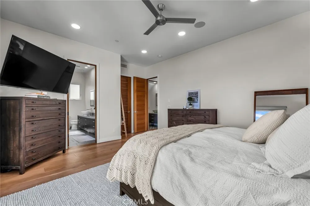 130 S Prospect #A Redondo Beach, CA 90277