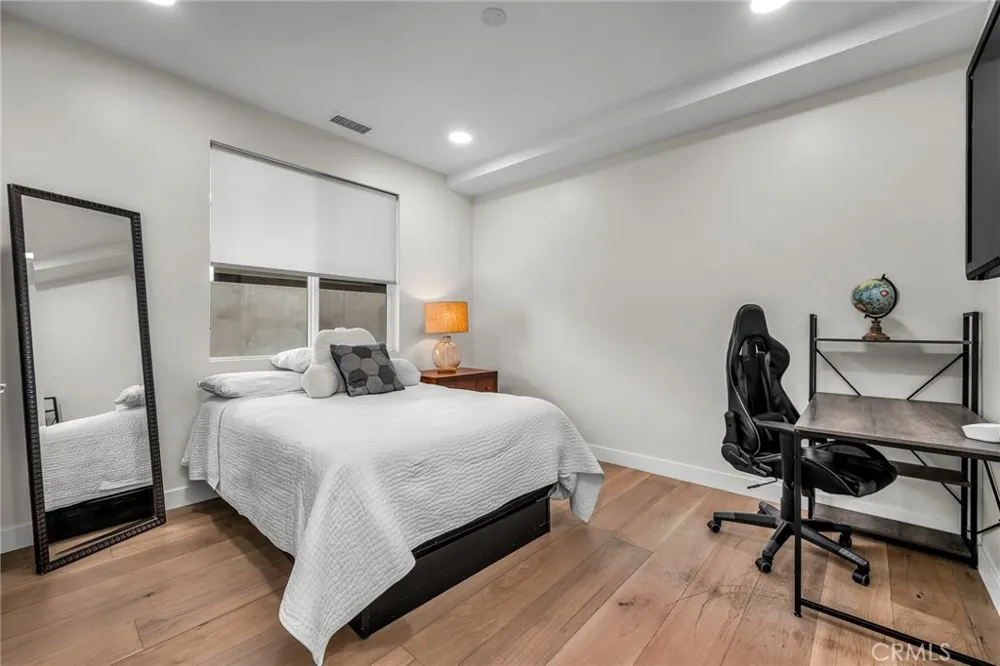 130 S Prospect #A Redondo Beach, CA 90277