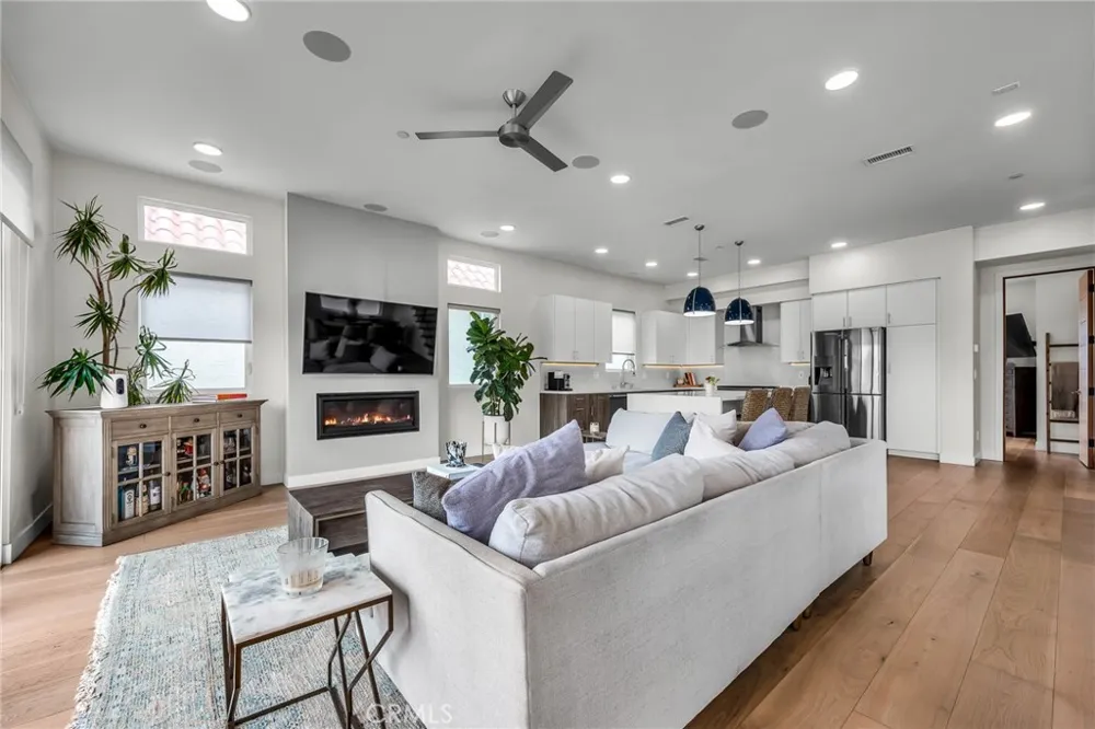 130 S Prospect #A Redondo Beach, CA 90277