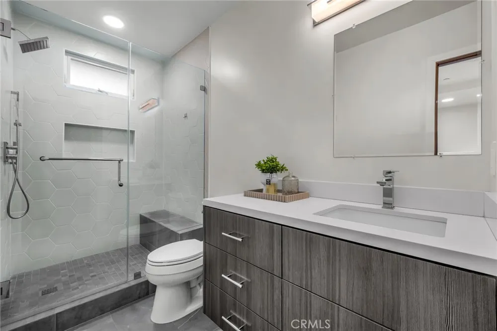 130 S Prospect #A Redondo Beach, CA 90277