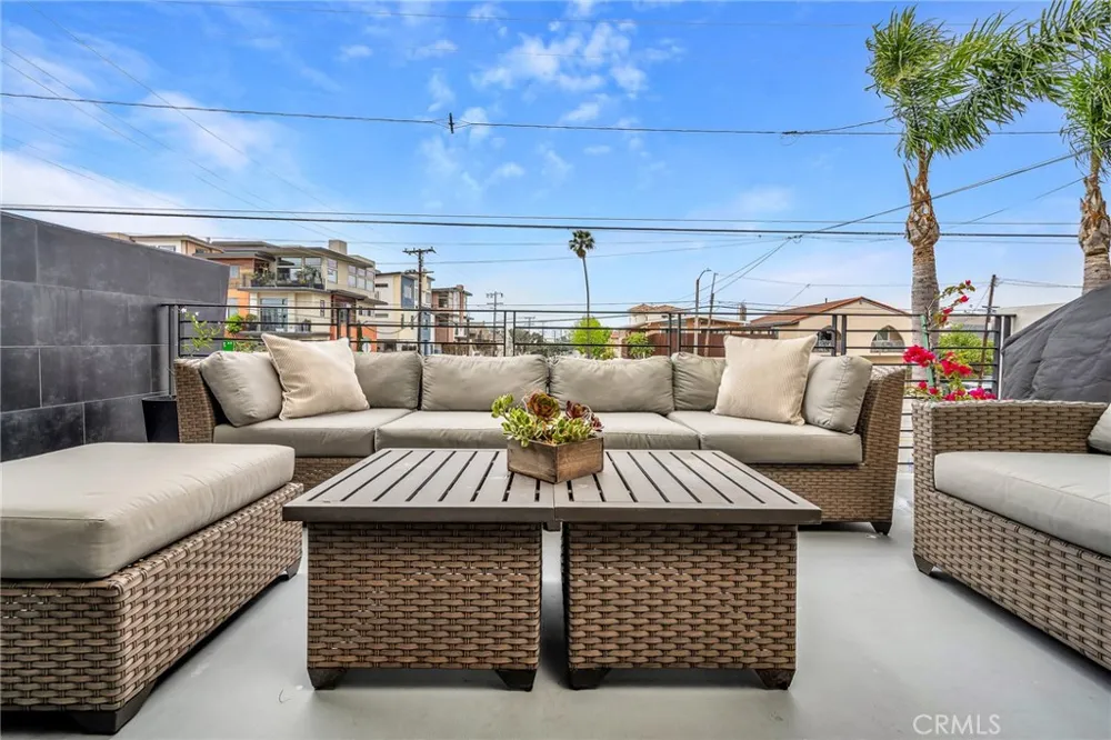 130 S Prospect #A Redondo Beach, CA 90277