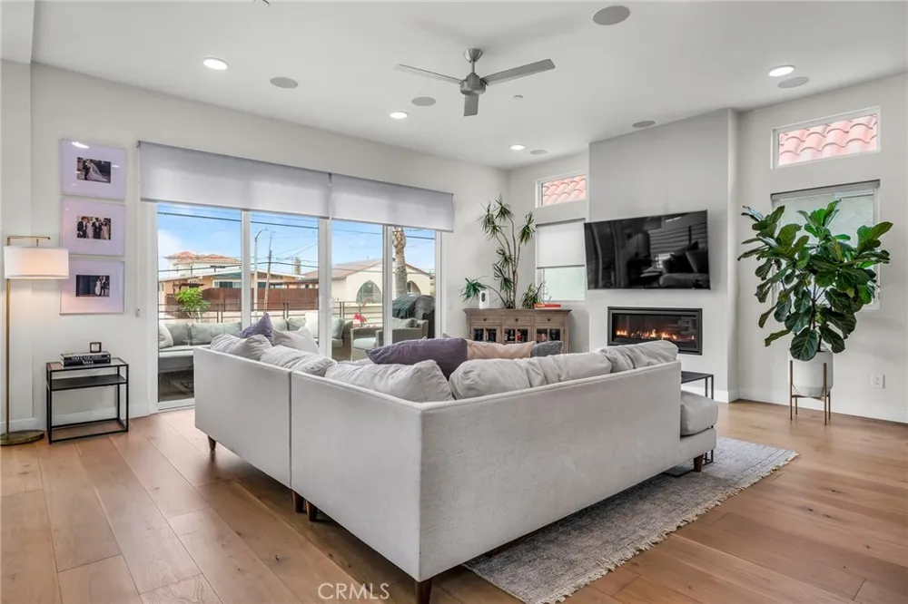 130 S Prospect #A Redondo Beach, CA 90277
