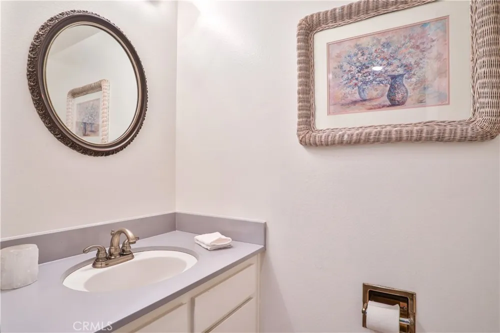 672 Greendale Lane Pomona, CA 91767