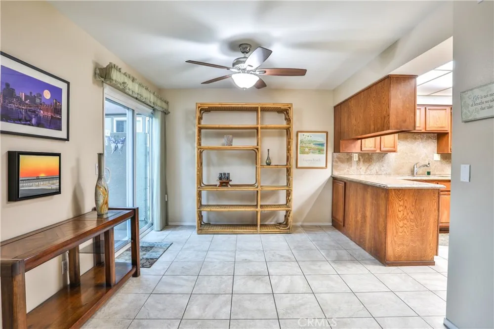 672 Greendale Lane Pomona, CA 91767