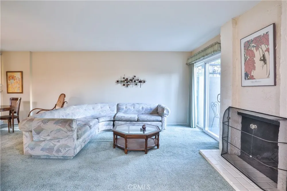 672 Greendale Lane Pomona, CA 91767