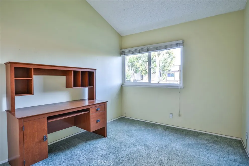 672 Greendale Lane Pomona, CA 91767