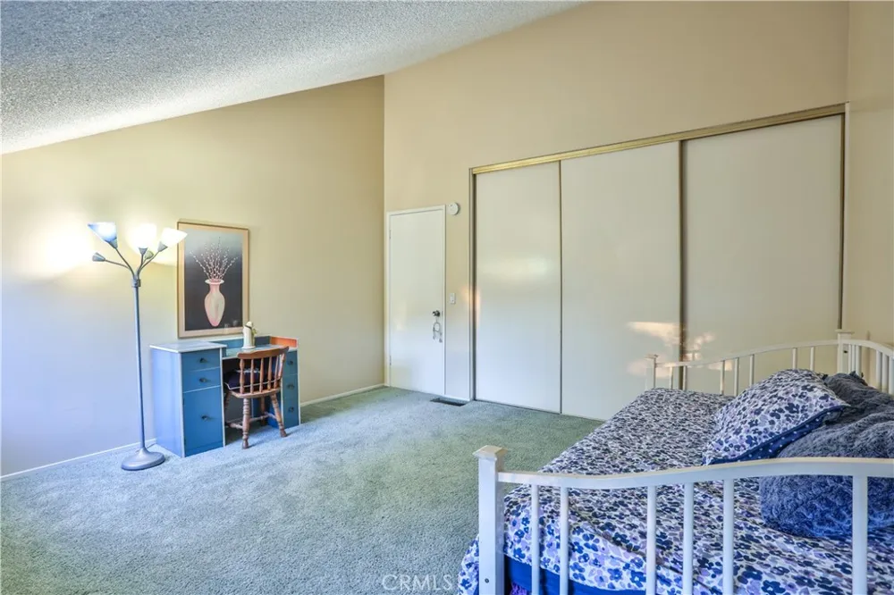 672 Greendale Lane Pomona, CA 91767