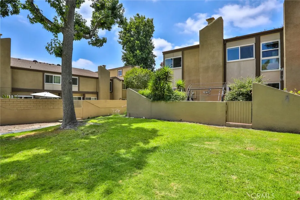 672 Greendale Lane Pomona, CA 91767
