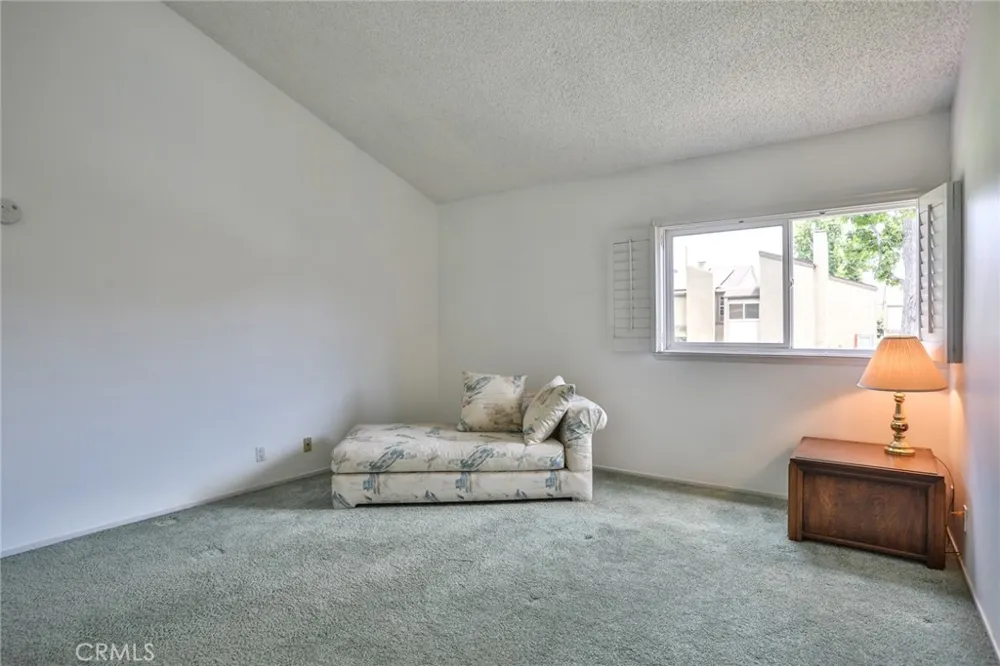 672 Greendale Lane Pomona, CA 91767