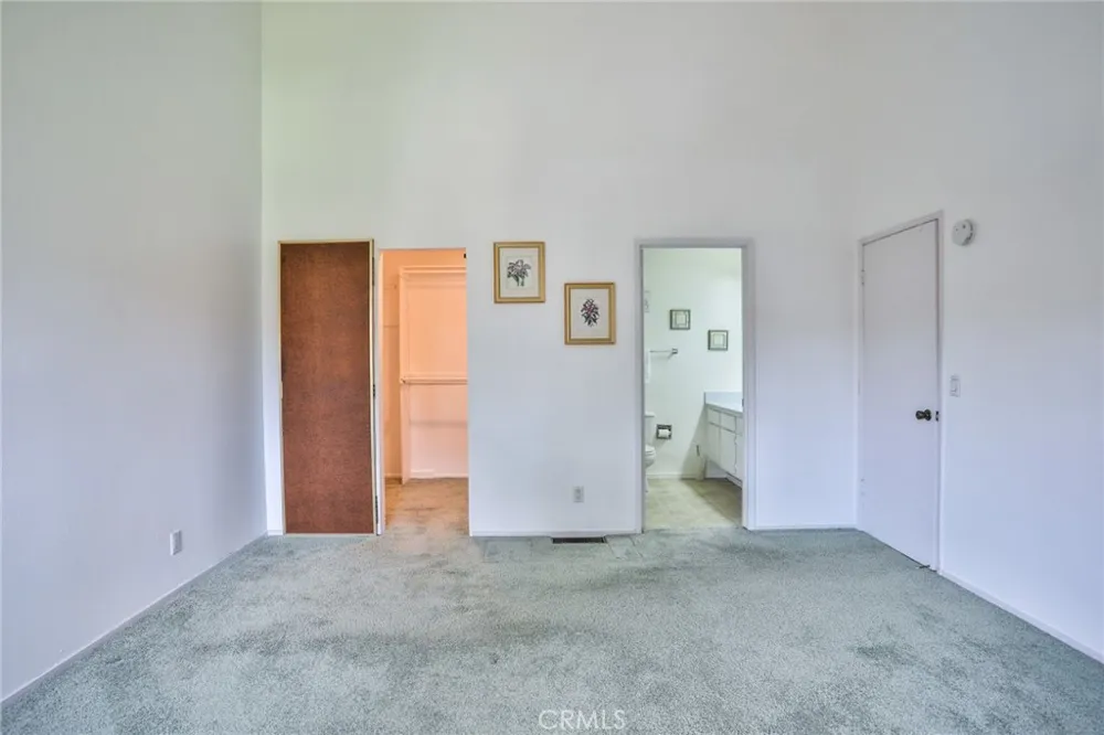 672 Greendale Lane Pomona, CA 91767