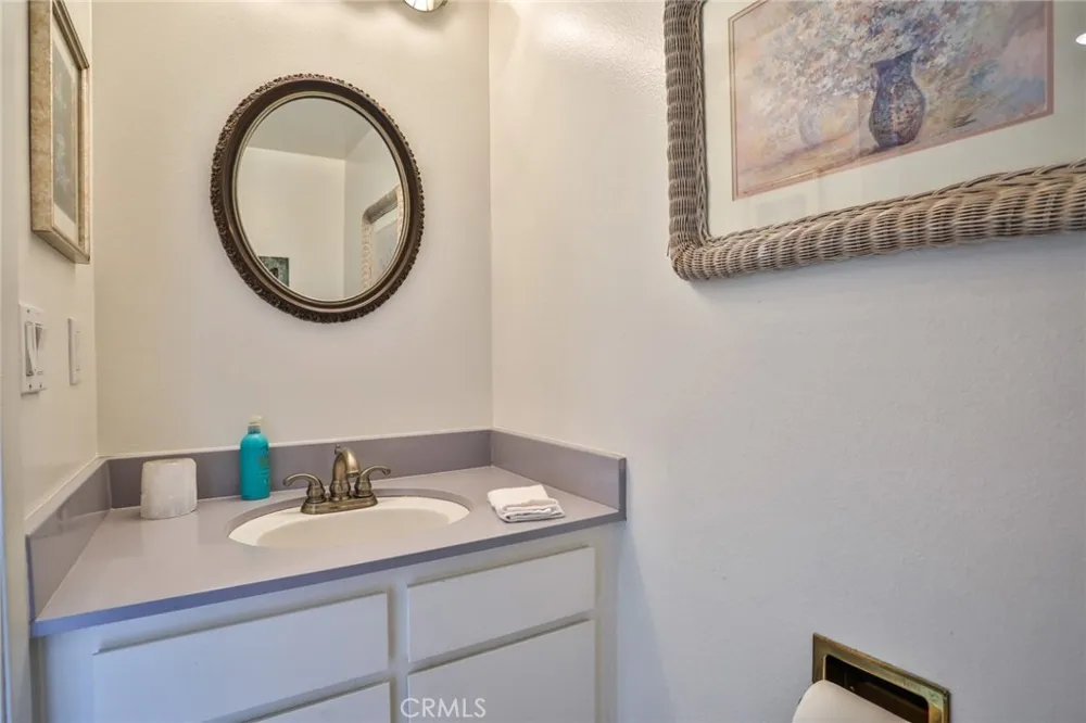 672 Greendale Lane Pomona, CA 91767