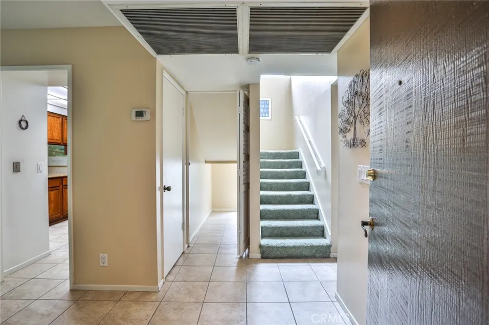 672 Greendale Lane Pomona, CA 91767