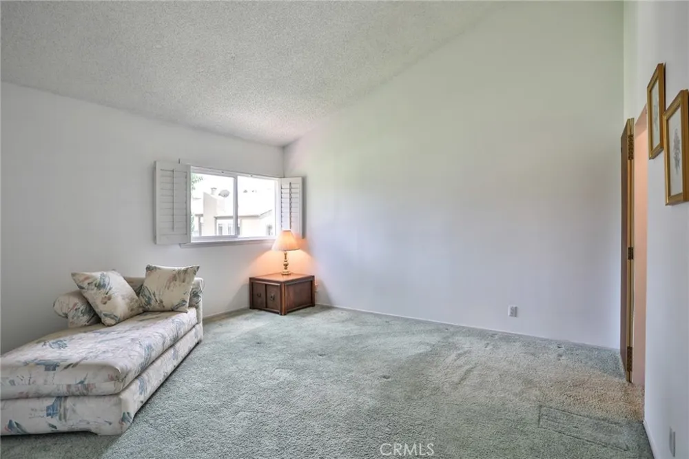 672 Greendale Lane Pomona, CA 91767